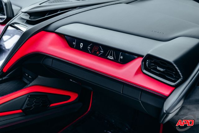 2025 Lamborghini Revuelto 