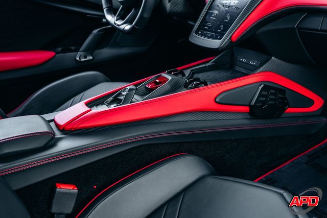 2025 Lamborghini Revuelto 