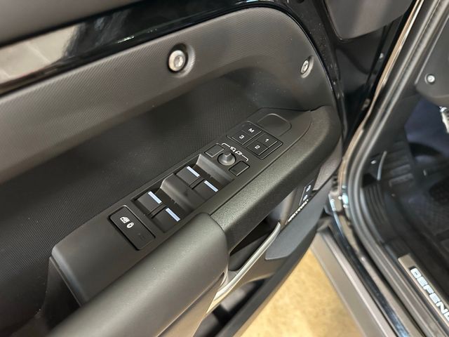 2025 Land Rover Defender 110 X | Irving, Texas | Hopper Motorplex