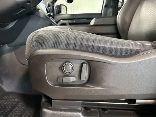 2025 Land Rover Defender 110 X | Irving, Texas | Hopper Motorplex