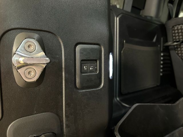 2025 Land Rover Defender 110 X | Irving, Texas | Hopper Motorplex