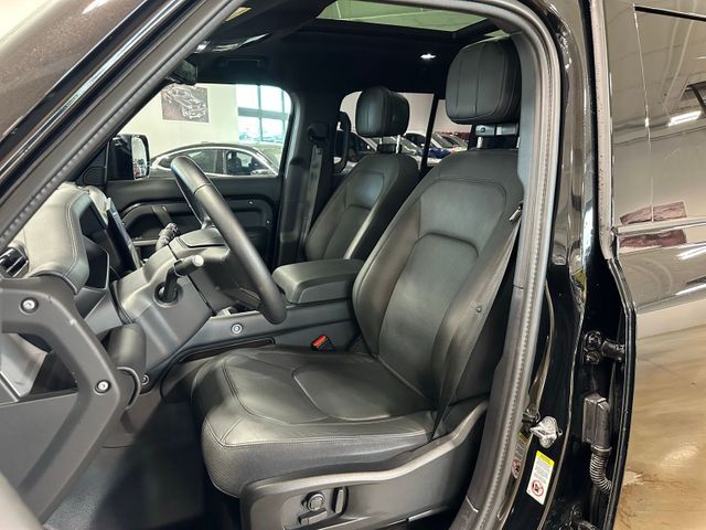 2025 Land Rover Defender 110 P400 X