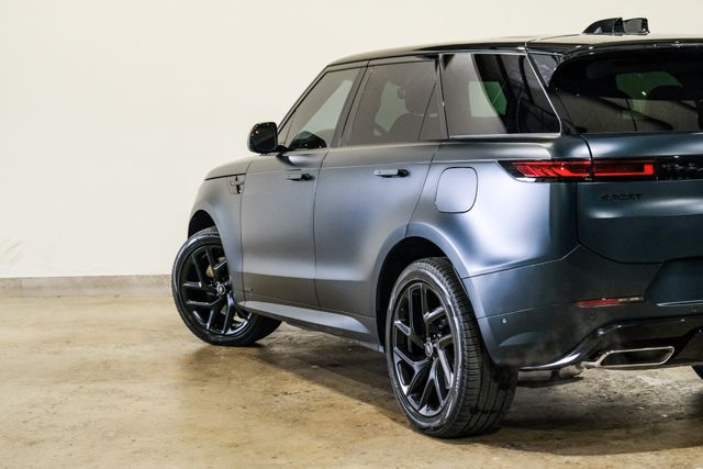 2025 Land Rover Range Rover Sport P550e Autobiography ,ROOF,360 CAM,HTD/COOL LTH | Carrollton, TX | Texas Vehicle Exchange 2025 Land Rover Range Rover Sport P550e Autobiography ,ROOF,360 CAM,HTD/COOL LTH | Carrollton, TX | Texas Vehicle Exchange