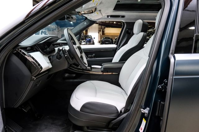 2025 Land Rover Range Rover Sport P550e Autobiography ,ROOF,360 CAM,HTD/COOL LTH | Carrollton, TX | Texas Vehicle Exchange 2025 Land Rover Range Rover Sport P550e Autobiography ,ROOF,360 CAM,HTD/COOL LTH | Carrollton, TX | Texas Vehicle Exchange