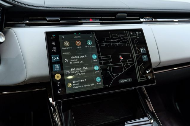 2025 Land Rover Range Rover Sport P550e Autobiography ,ROOF,360 CAM,HTD/COOL LTH | Carrollton, TX | Texas Vehicle Exchange 2025 Land Rover Range Rover Sport P550e Autobiography ,ROOF,360 CAM,HTD/COOL LTH | Carrollton, TX | Texas Vehicle Exchange