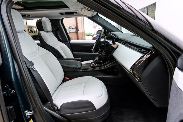 2025 Land Rover Range Rover Sport P550e Autobiography ,ROOF,360 CAM,HTD/COOL LTH | Carrollton, TX | Texas Vehicle Exchange 2025 Land Rover Range Rover Sport P550e Autobiography ,ROOF,360 CAM,HTD/COOL LTH | Carrollton, TX | Texas Vehicle Exchange