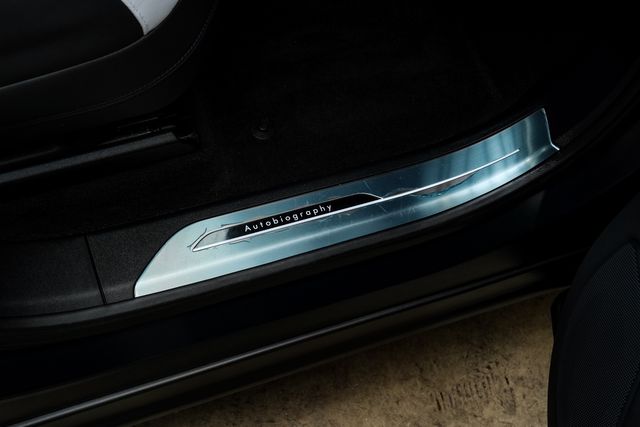 2025 Land Rover Range Rover Sport P550e Autobiography ,ROOF,360 CAM,HTD/COOL LTH | Carrollton, TX | Texas Vehicle Exchange 2025 Land Rover Range Rover Sport P550e Autobiography ,ROOF,360 CAM,HTD/COOL LTH | Carrollton, TX | Texas Vehicle Exchange