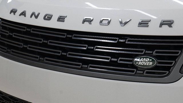 2025 Land Rover Range Rover Sport P460e Dynamic SE | Houston, TX | Houston Auto Credit