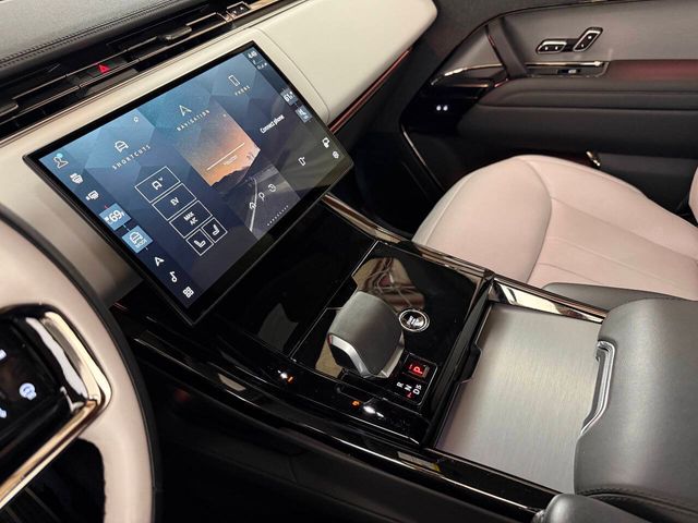 2025 Land Rover Range Rover Sport P460e Dynamic SE | Houston, TX | Houston Auto Credit