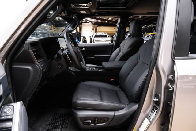 2025 Lexus GX 550 Overtrail ,LIFTED, HEADS UP, FUEL WHEELS, NITTO,6K | Carrollton, TX | Texas Vehicle Exchange