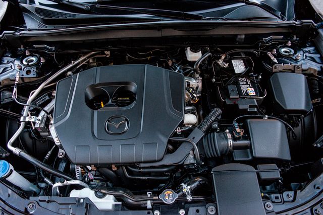 2025 Mazda CX-50 2.5 S Premium | Van Nuys, CA | Stellar Auto INC. 2025 Mazda CX-50 2.5 S Premium | Van Nuys, CA | Stellar Auto INC.