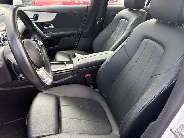 2025 Mercedes-Benz CLA 250