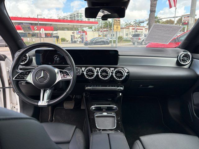 2025 Mercedes-Benz CLA 250