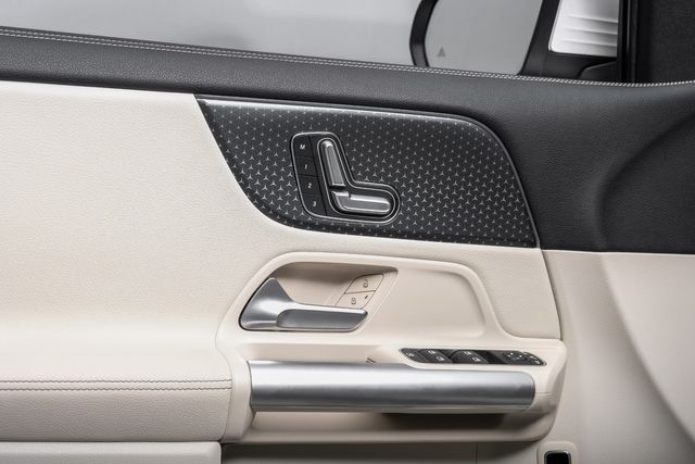 2025 Mercedes-Benz GLA 250 PanoSunroof PerfectCarfax | Dallas, TX | Stevens Motor Company LLC 2025 Mercedes-Benz GLA 250 PanoSunroof PerfectCarfax | Dallas, TX | Stevens Motor Company LLC