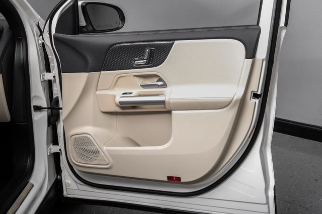 2025 Mercedes-Benz GLA 250 PanoSunroof PerfectCarfax | Dallas, TX | Stevens Motor Company LLC
