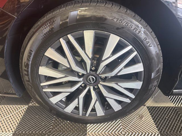 2025 Nissan Altima 2.5 SV