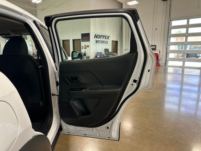 2025 Nissan Kicks S | Irving, Texas | Hopper Motorplex