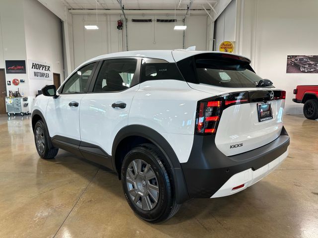 2025 Nissan Kicks S | Irving, Texas | Hopper Motorplex