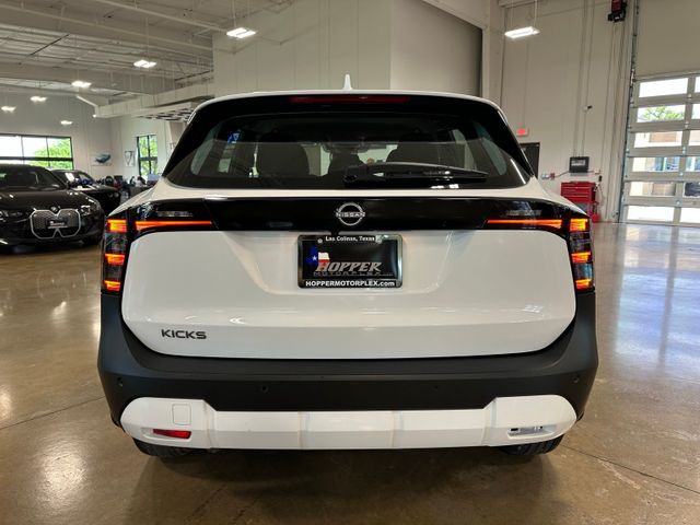 2025 Nissan Kicks S | Irving, Texas | Hopper Motorplex