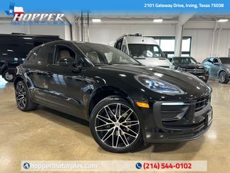 2025 Porsche Macan Base | Irving, Texas | Hopper Motorplex in Irving, Texas 75038
