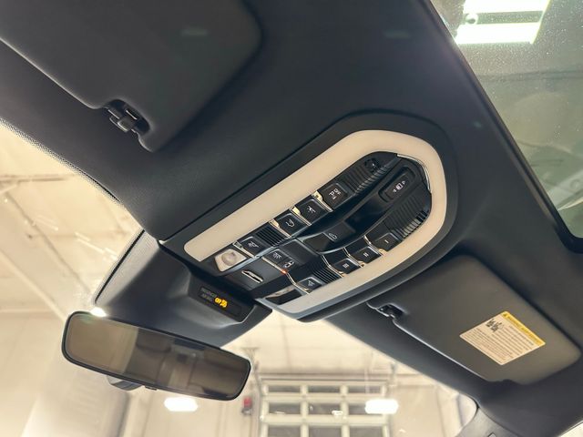 2025 Porsche Macan Base | Irving, Texas | Hopper Motorplex