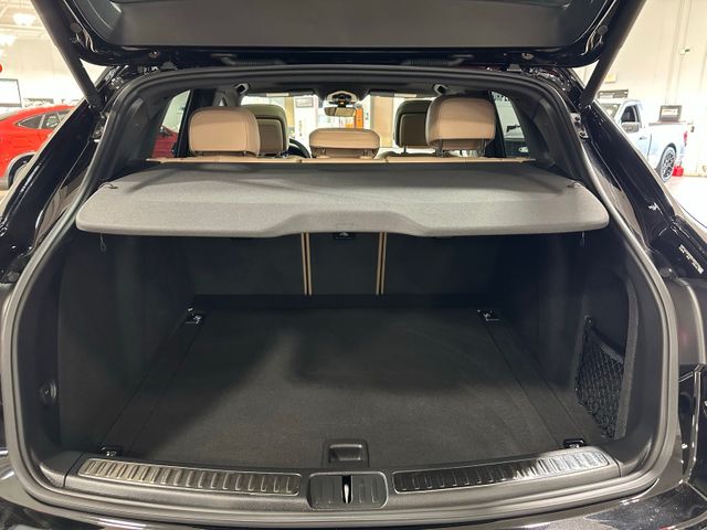 2025 Porsche Macan Base | Irving, Texas | Hopper Motorplex 2025 Porsche Macan Base | Irving, Texas | Hopper Motorplex