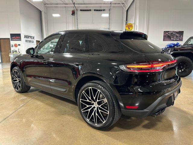 2025 Porsche Macan Base | Irving, Texas | Hopper Motorplex 2025 Porsche Macan Base | Irving, Texas | Hopper Motorplex