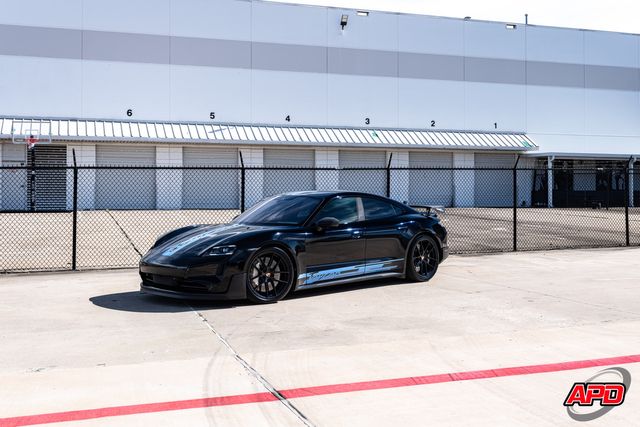 2025 Porsche Taycan Turbo GT w/ Weissach Package