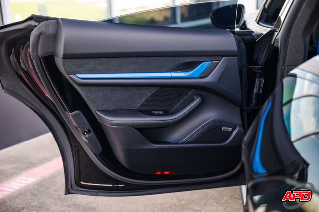 2025 Porsche Taycan Turbo GT w/ Weissach Package