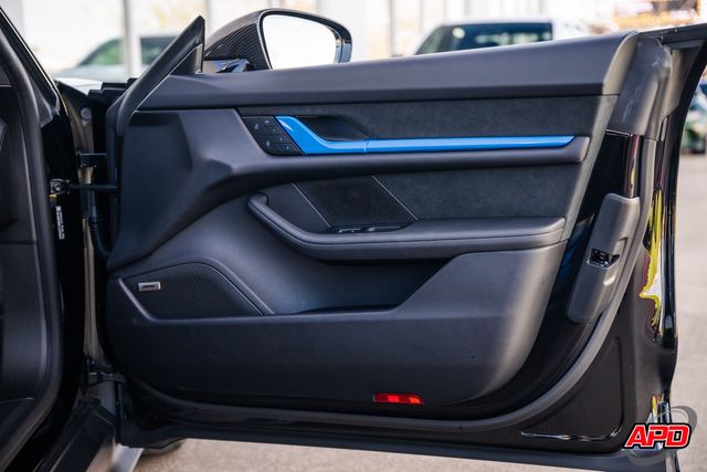 2025 Porsche Taycan Turbo GT w/ Weissach Package