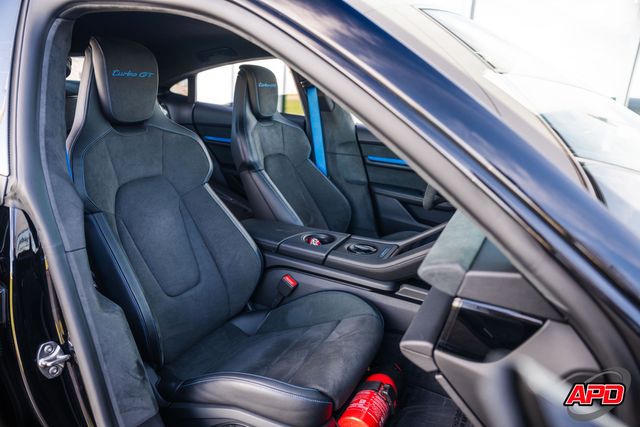 2025 Porsche Taycan Turbo GT w/ Weissach Package