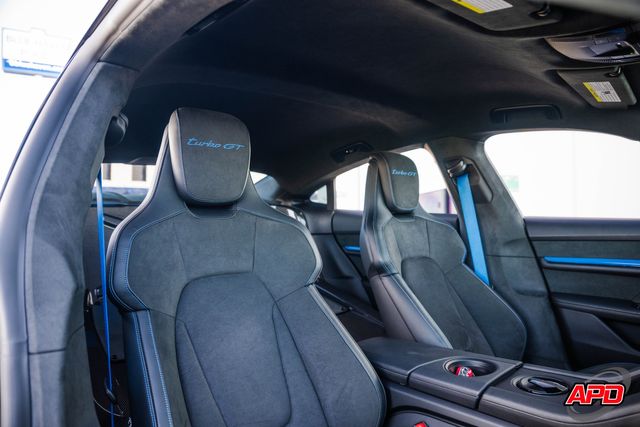 2025 Porsche Taycan Turbo GT w/ Weissach Package