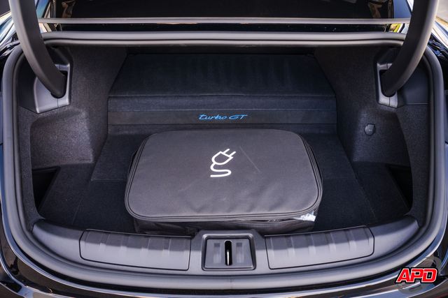 2025 Porsche Taycan Turbo GT w/ Weissach Package