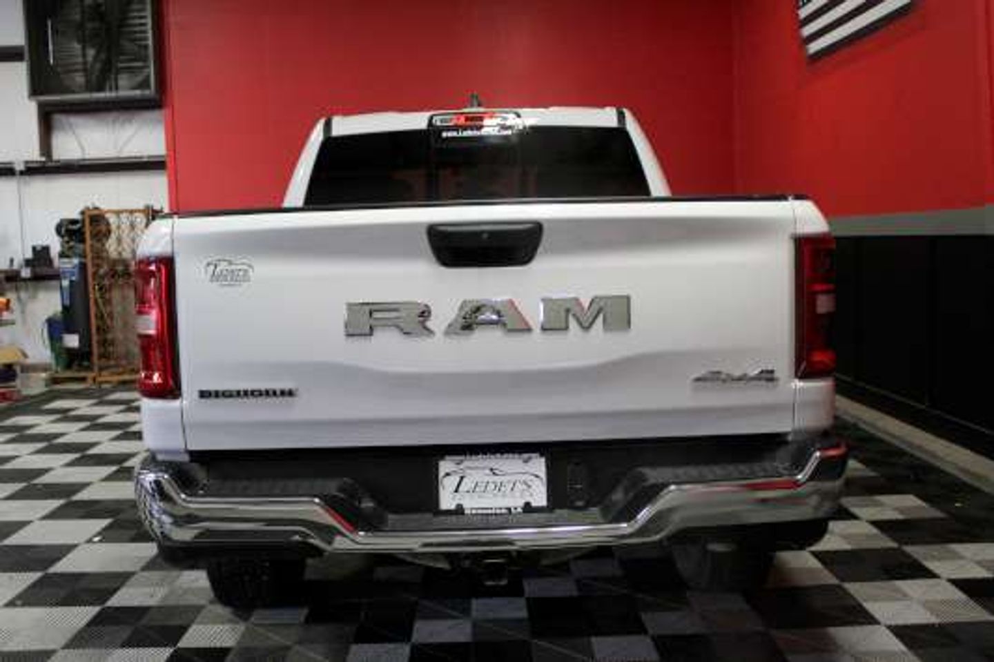 2025 Ram 1500 4x4 Big Horn - 4