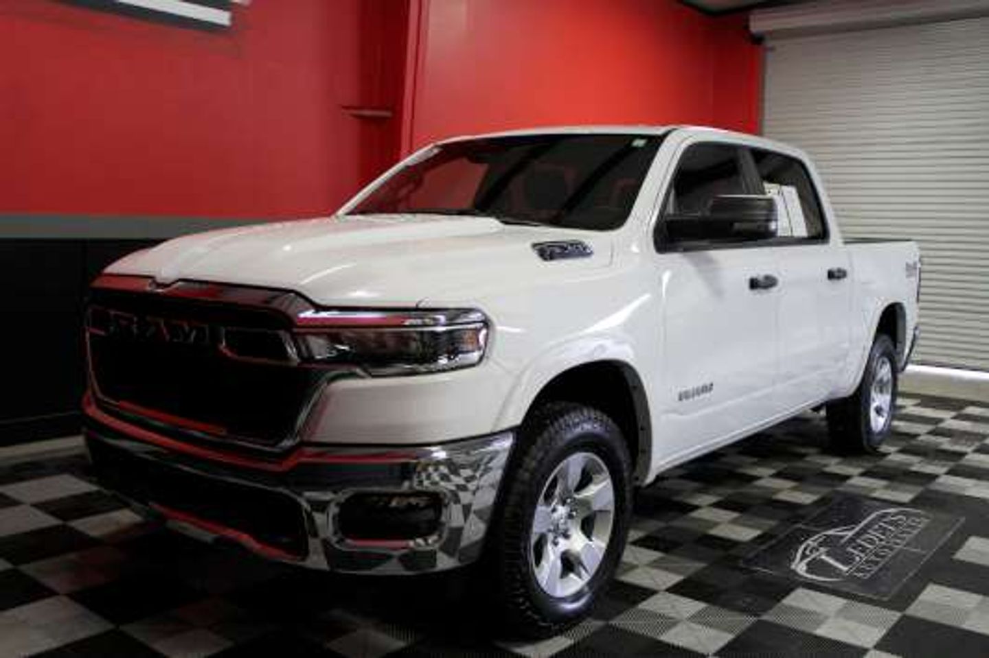 2025 Ram 1500 4x4 Big Horn - 9