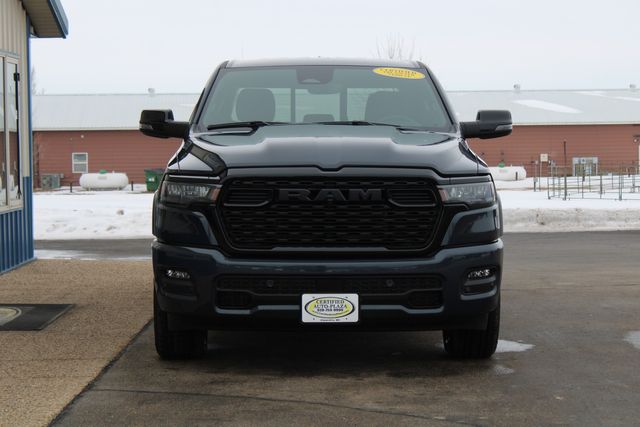 2025 Ram 1500 Big Horn Crewcab 4x4