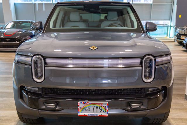 2025 Rivian R1S Tri-Motor Ascend 850hp 371mi range  1103ft. lbs.