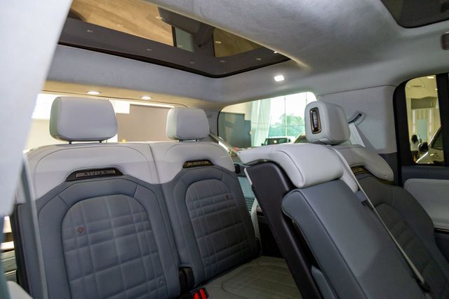 2025 Rivian R1S Tri-Motor Ascend 850hp 371mi range  1103ft. lbs.