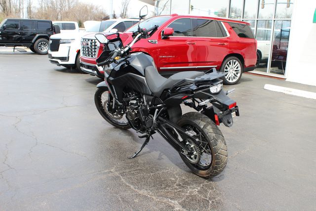 2025 Suzuki V-Strom 800DE Dual Sport | Granite City, Illinois | MasterCars Company Inc. 2025 Suzuki V-Strom 800DE Dual Sport | Granite City, Illinois | MasterCars Company Inc.
