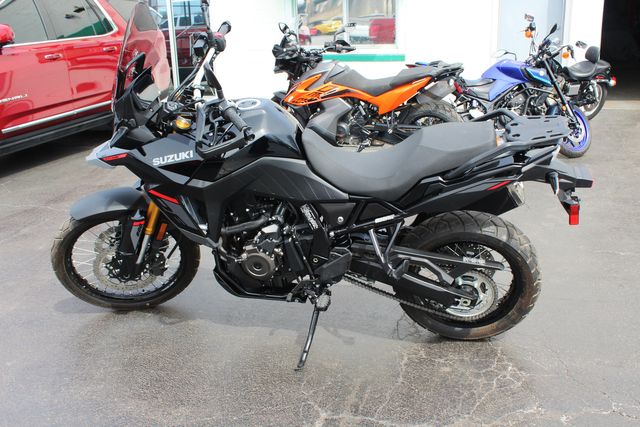 2025 Suzuki V-Strom 800DE Dual Sport | Granite City, Illinois | MasterCars Company Inc.