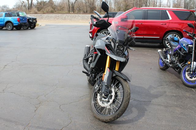 2025 Suzuki V-Strom 800DE Dual Sport | Granite City, Illinois | MasterCars Company Inc. 2025 Suzuki V-Strom 800DE Dual Sport | Granite City, Illinois | MasterCars Company Inc.