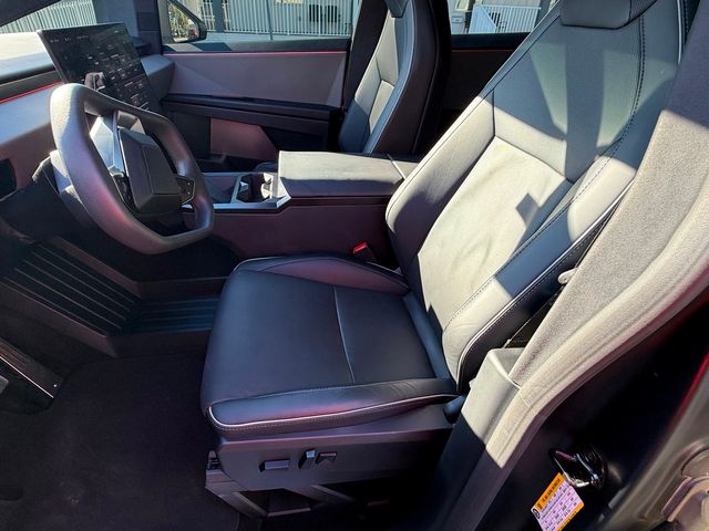 2025 Tesla Cybertruck NEW SATIN WHITE WRAP ONE OWNER CARFAX CERT | Plant City, FL | psv5 DEMO - Bayshore Automotive