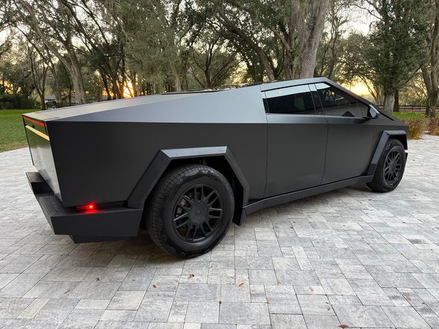 2025 Tesla Cybertruck 2025 TESLA SATIN BLACK CYBERTRUCK CARFAX 1 OWNER | Plant City, FL | psv5 DEMO - Bayshore Automotive