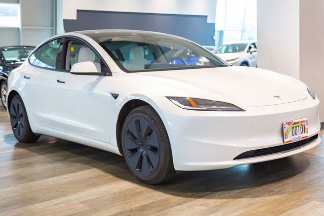 2025 Tesla Model 3 Long Range