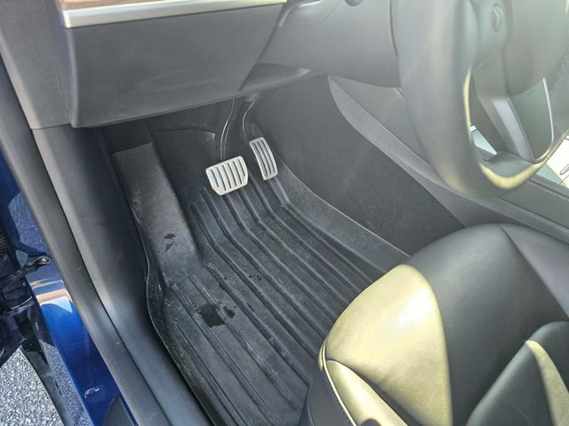 2025 Tesla Model Y Performance | North Little Rock, AR | EVolve Auto 2025 Tesla Model Y Performance | North Little Rock, AR | EVolve Auto