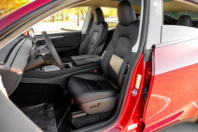 2025 Tesla Model Y Long Range 2025 Tesla Model Y Long Range