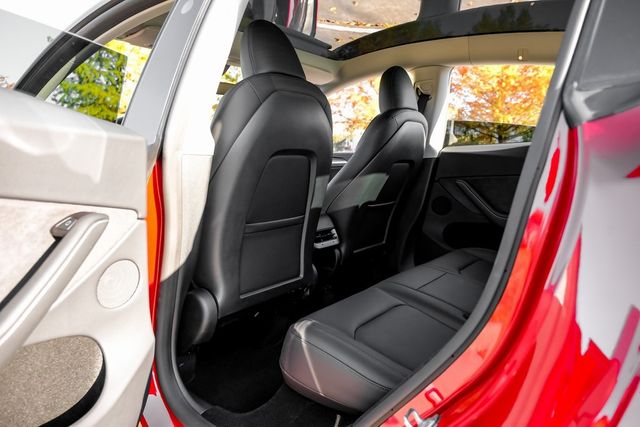 2025 Tesla Model Y Long Range 2025 Tesla Model Y Long Range