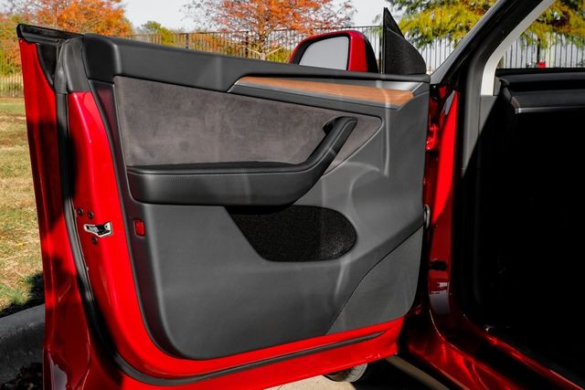 2025 Tesla Model Y Long Range 2025 Tesla Model Y Long Range