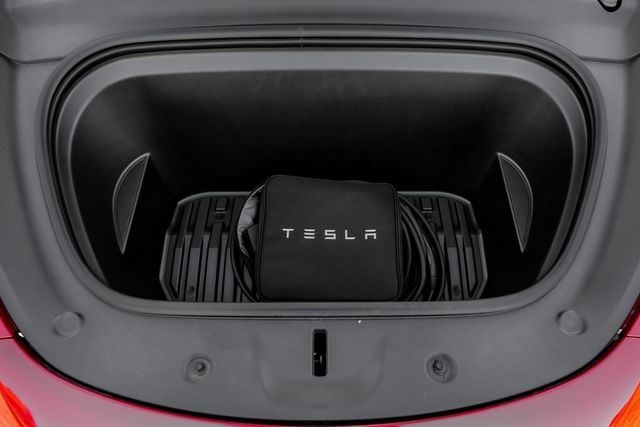 2025 Tesla Model Y Long Range 2025 Tesla Model Y Long Range