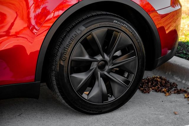 2025 Tesla Model Y Long Range 2025 Tesla Model Y Long Range